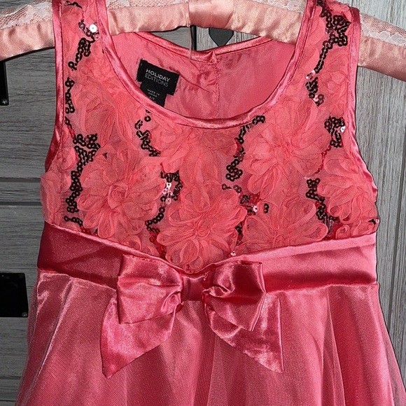 Spring dress - Picture 2 of 7